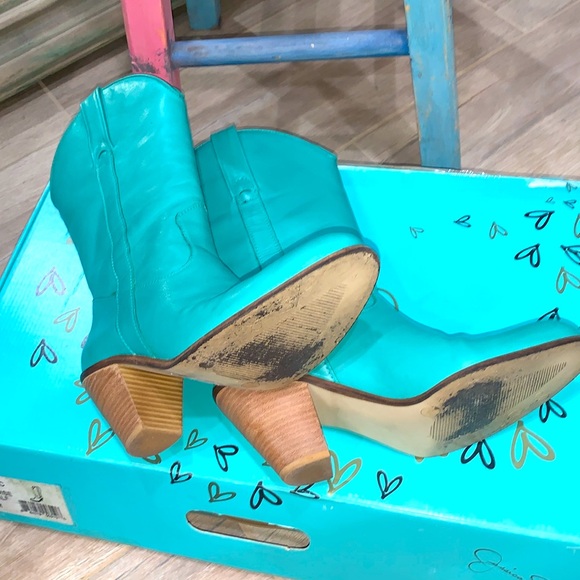 These Boots Were Made For Walkin’ Vintage Daisy JS Cowgirl Boots - Picture 9 of 15